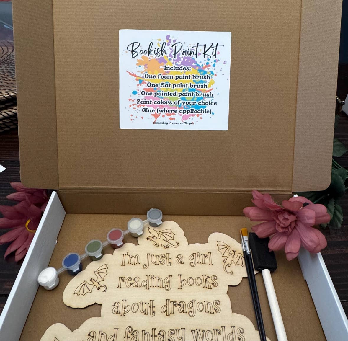 Fantasy Worlds DIY Paint Kit, Bookclub activity set